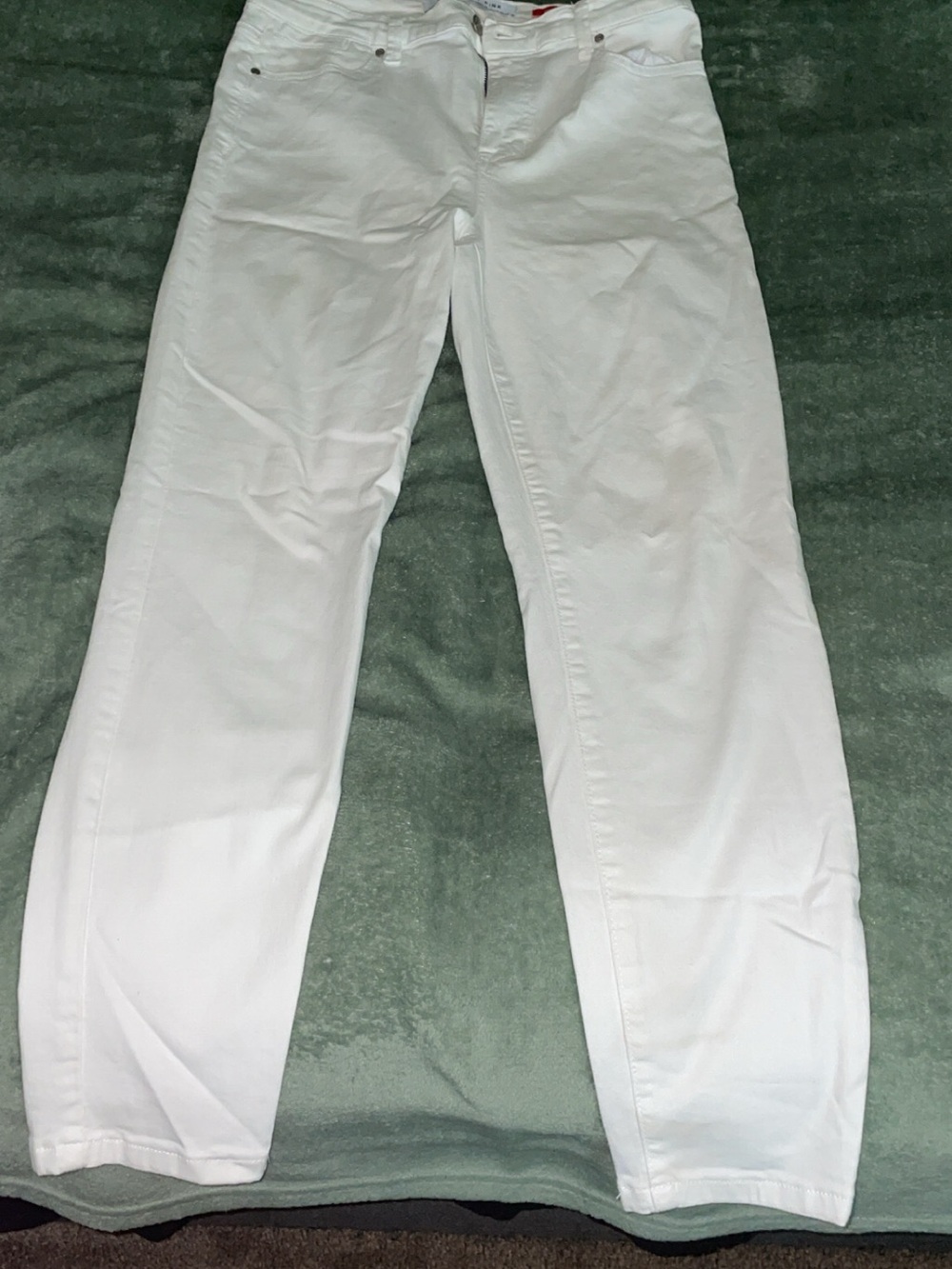 Women’s White Straight-Leg Jeans